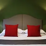 Macchiabuia Oda ve Kahvaltı 4*