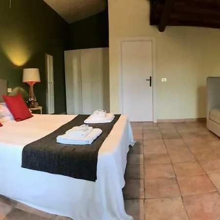 Macchiabuia فندق مبيت وإفطار 4*