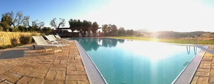 Macchiabuia Oda ve Kahvaltı 4*